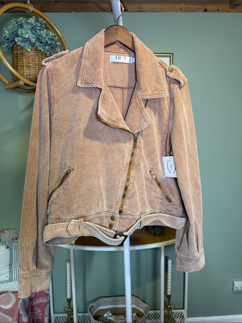 NWT- Fray women’s corduroy utility jacket